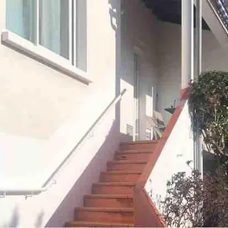 Casa de Férias Maison Classee Meuble 3 Etoiles, Proche Mer. Sainte-Maxime