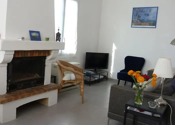 Casa de Férias Maison Classee Meuble 3 Etoiles, Proche Mer. Sainte-Maxime