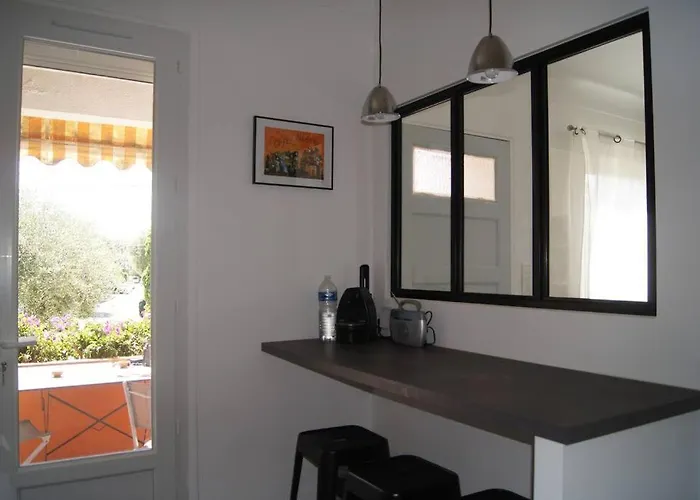 Maison Classee Meuble 3 Etoiles, Proche Mer. Sainte-Maxime