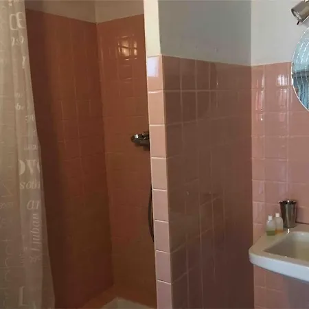 Holiday home Maison Classee Meuble 3 Etoiles, Proche Mer.